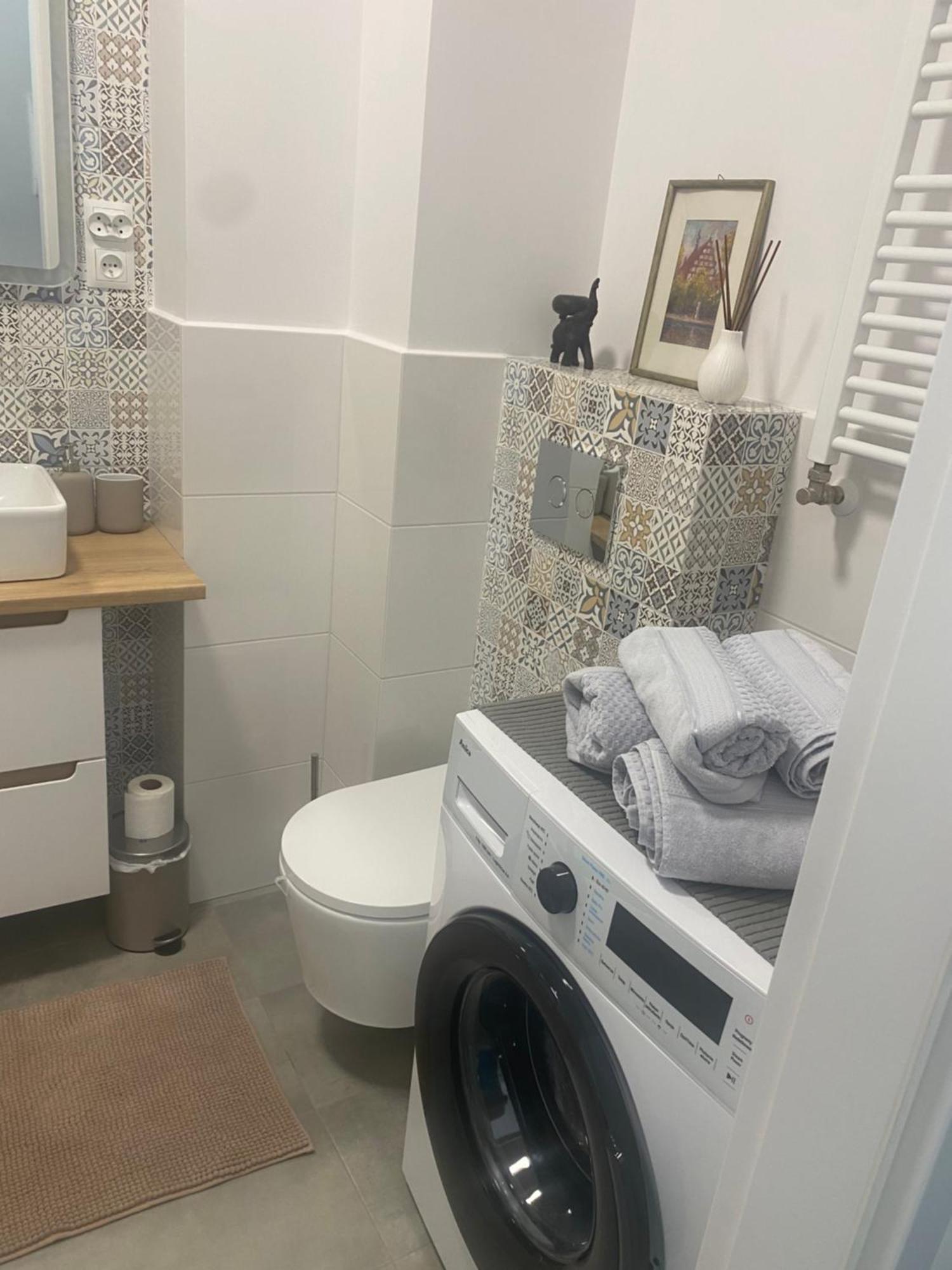 Akademicka 8B Przy Onkologii Apartment Bydgoszcz Ngoại thất bức ảnh