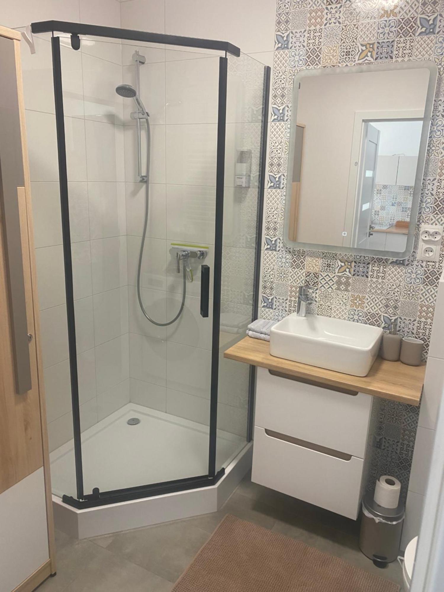 Akademicka 8B Przy Onkologii Apartment Bydgoszcz Ngoại thất bức ảnh
